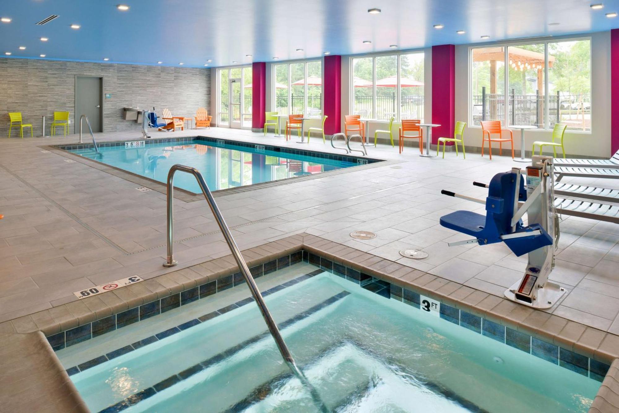 Home2 Suites By Hilton Dupont Bagian luar foto