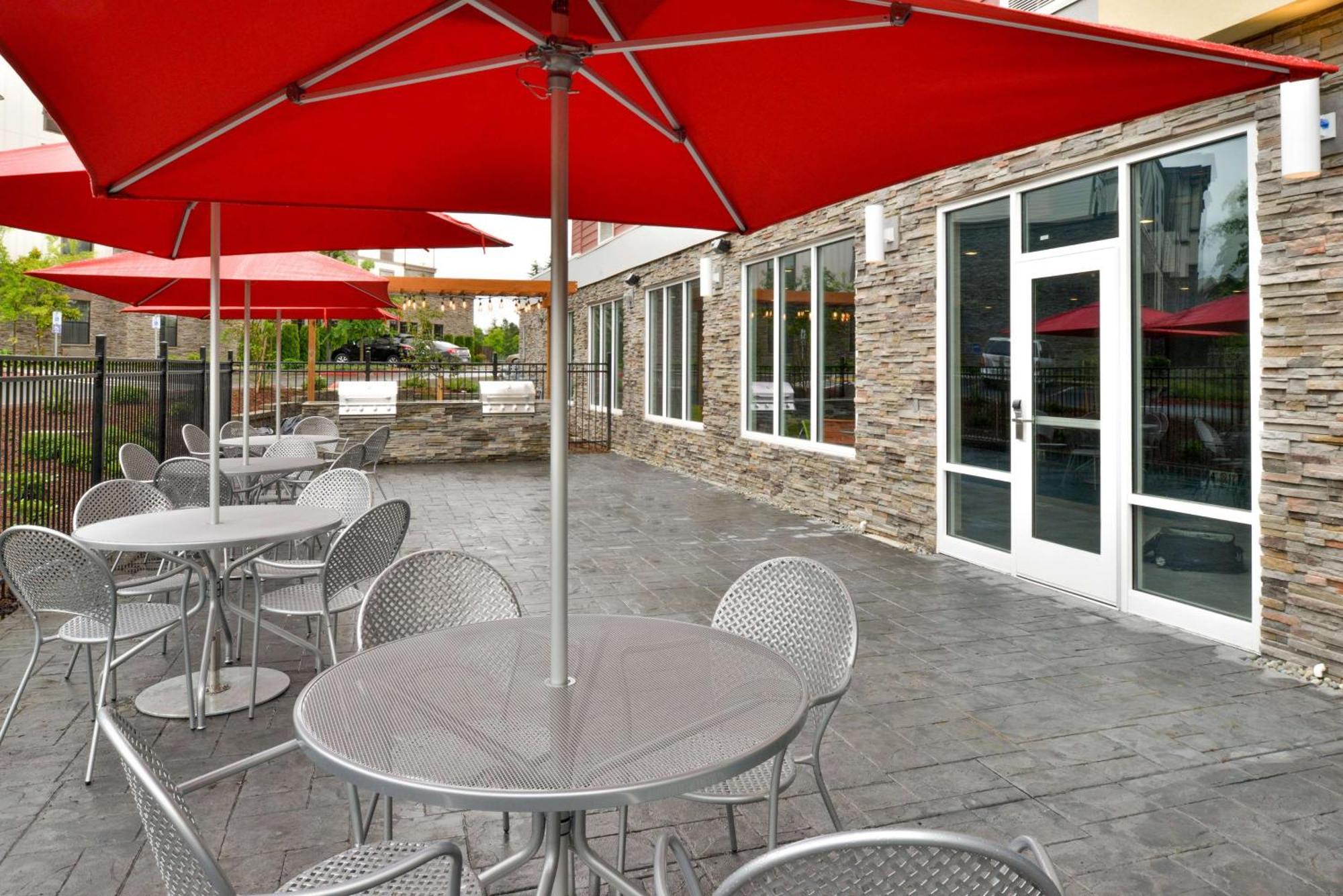 Home2 Suites By Hilton Dupont Bagian luar foto